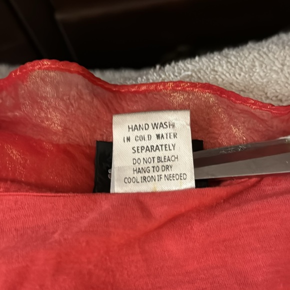 Daytrip from Buckle Gold Embellished Front Long Sleeve Shirt  Small - Picture 8 of 10